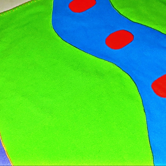 Throw - Picture 2 of 3